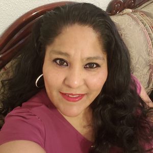 Meet your Posher, Reyna